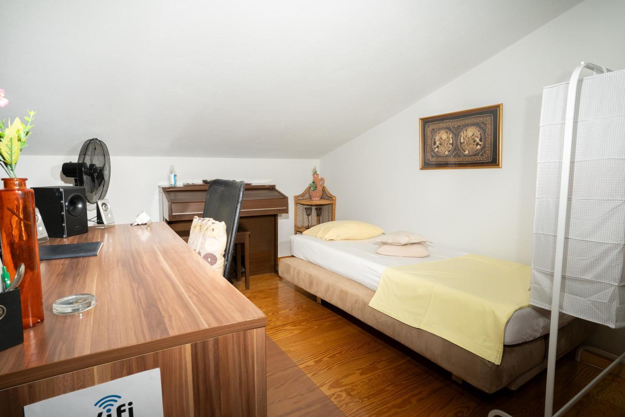 Maria'S Airport Apartment โกโรปิออน ภายนอก รูปภาพ