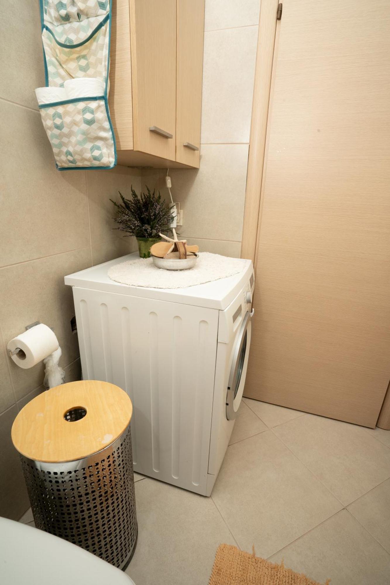 Maria'S Airport Apartment โกโรปิออน ภายนอก รูปภาพ
